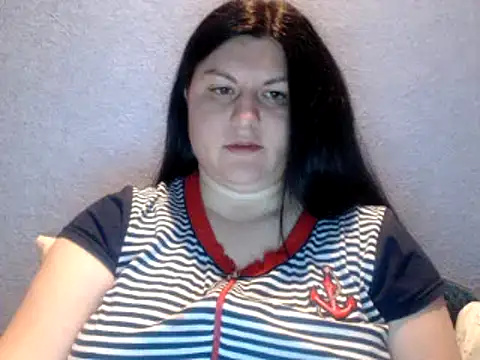 Snapshot of KiraSwee chatting on 03-14-25, 06:18 KiraSwee online show from 03-14-25, 06:18