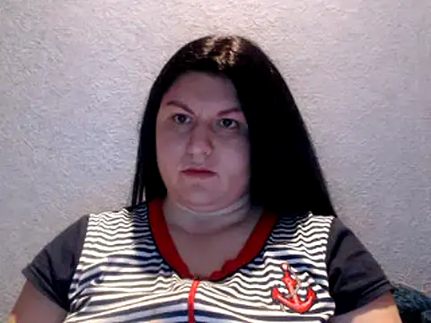 Snapshot of KiraSwee chatting on 03-16-25, 06:01 KiraSwee online show from 03-16-25, 06:01