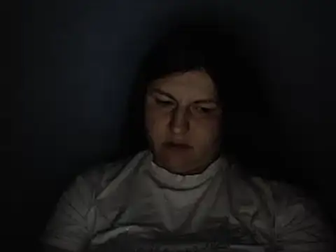 Snapshot of KiraSwee chatting on 09-18-25, 08:44 KiraSwee online show from 09-18-25, 08:44