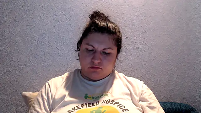 Snapshot of KiraSwee chatting on 11-16-25, 07:30 KiraSwee online show from 11-16-25, 07:30