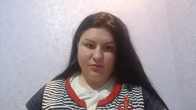 Snapshot of KiraSwee chatting on 12-01-25, 05:18 KiraSwee online show from 12-01-25, 05:18