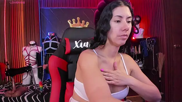 XiaQueen online show from 04-12-26, 03:28