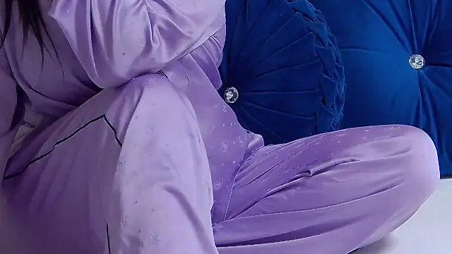 AlessiaExquisit online show from 10-07-25, 01:58