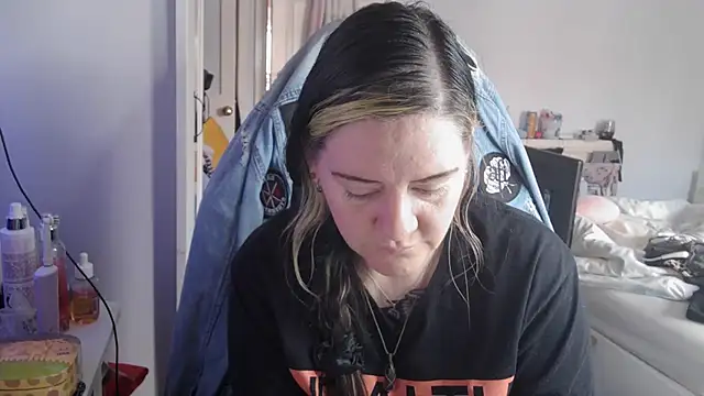 Snapshot of AureliaXOX chatting on 09-19-25, 09:00 AureliaXOX online show from 09-19-25, 09:00