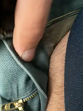 sark0606 online show from 02-11-25, 12:37