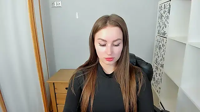 Snapshot of DonnaCam chatting on 09-09-25, 08:19 DonnaCam online show from 09-09-25, 08:19