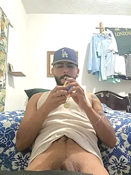 dickman10 online show from 10-28-25, 04:05