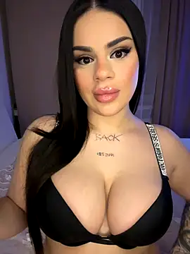 Snapshot of mrsbellanova chatting on 11-13-25, 10:41 mrsbellanova online show from 11-13-25, 10:41