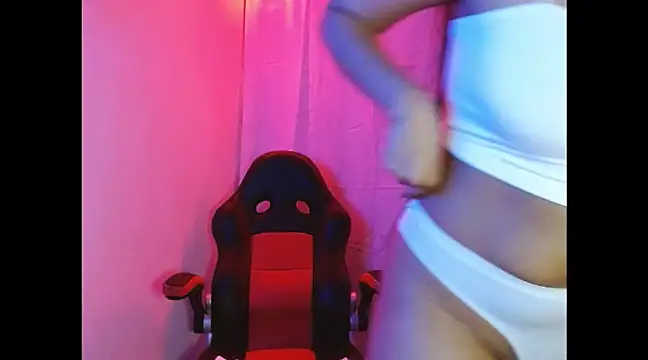 SallyWhitee online show from 03-08-25, 06:32