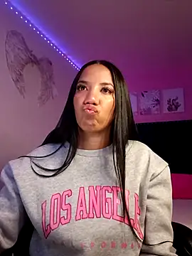 SallyWhitee online show from 02-03-26, 07:35