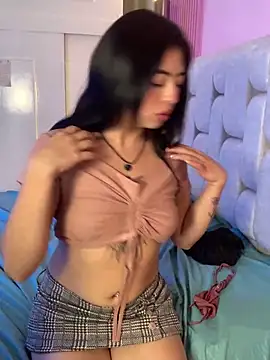 Snapshot of Valu_euphoria chatting on 02-28-25, 10:39 Valu euphoria online show from 02-28-25, 10:39