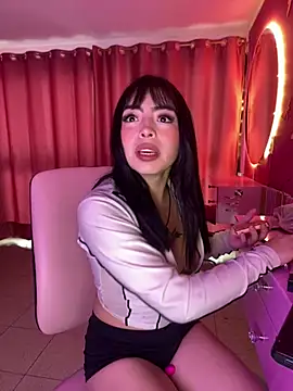 Snapshot of Valu_euphoria chatting on 03-18-25, 07:53 Valu euphoria online show from 03-18-25, 07:53