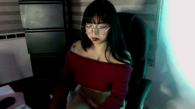 Snapshot of Valu_euphoria chatting on 11-05-25, 01:27 Valu euphoria online show from 11-05-25, 01:27