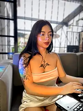 Snapshot of Valu_euphoria chatting on 11-25-25, 06:52 Valu euphoria online show from 11-25-25, 06:52