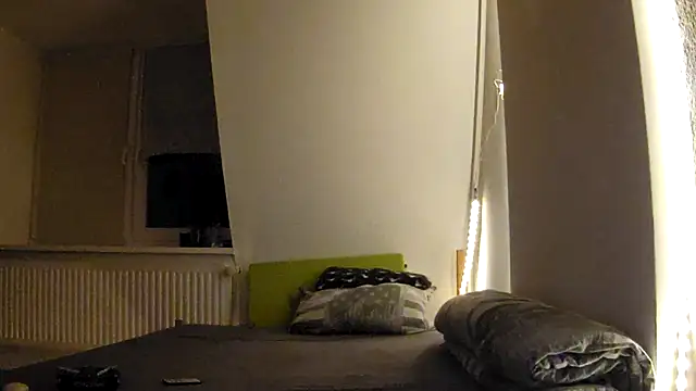 Foxtrott 242 online show from 04-27-26, 11:47