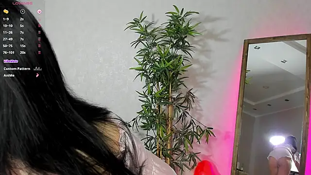 Snapshot of Amely_Li1 chatting on 02-25-25, 08:58 Amely Li1 online show from 02-25-25, 08:58