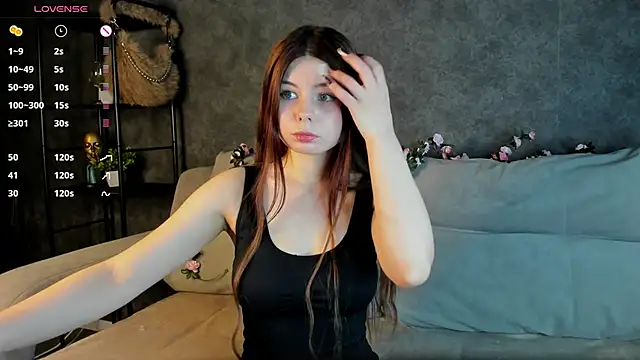 Snapshot of Amely_Li1 chatting on 11-10-25, 09:30 Amely Li1 online show from 11-10-25, 09:30