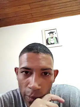 Mineirinho043 online show from 02-09-25, 06:37