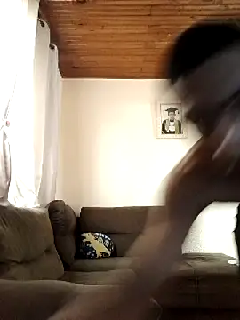 Mineirinho043 online show from 02-14-25, 05:46