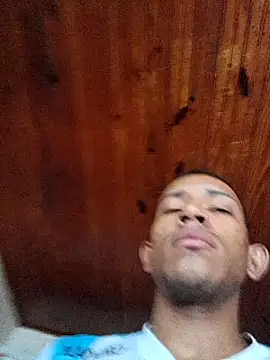 Mineirinho043 online show from 02-21-25, 03:21