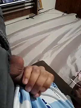 Mineirinho043 online show from 03-05-25, 01:21