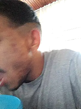 Mineirinho043 online show from 03-22-25, 06:14