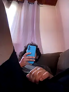 Mineirinho043 online show from 11-11-25, 01:33