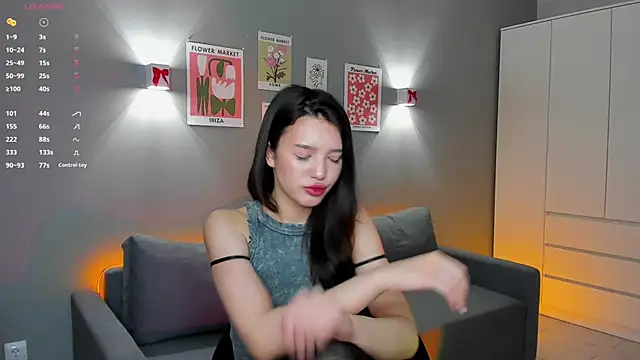 RikoAsada online show from 03-07-25, 09:51