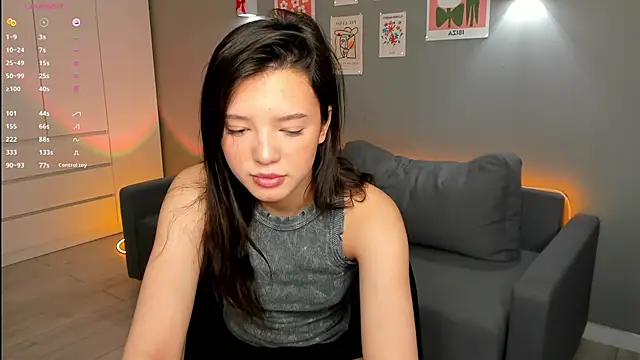 RikoAsada online show from 03-21-25, 09:23