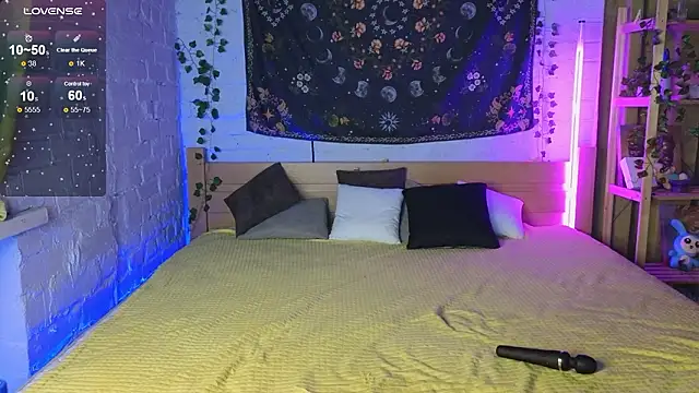 Snapshot of Kira_Jin chatting on 02-04-26, 12:11 Kira Jin online show from 02-04-26, 12:11