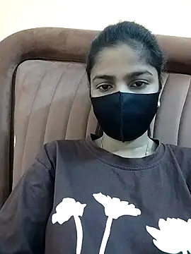 Snapshot of fuungirl38 chatting on 03-08-26, 07:34 fuungirl38 online show from 03-08-26, 07:34