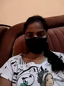 Snapshot of fuungirl38 chatting on 03-25-26, 08:09 fuungirl38 online show from 03-25-26, 08:09