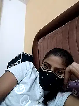 fuungirl38 online show from 05-08-26, 05:51