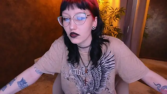 Snapshot of lissaros chatting on 02-12-25, 07:44 lissaros online show from 02-12-25, 07:44