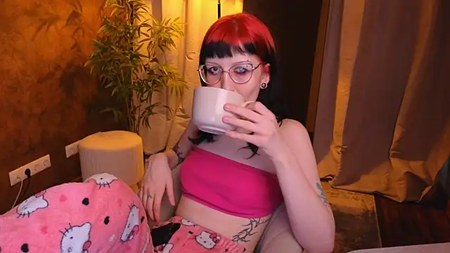 Snapshot of lissaros chatting on 02-14-25, 05:09 lissaros online show from 02-14-25, 05:09