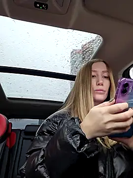 Snapshot of Pussy_Drive03 chatting on 11-04-25, 04:00 Pussy Drive03 online show from 11-04-25, 04:00