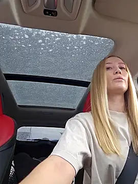 Snapshot of Pussy_Drive03 chatting on 12-14-25, 06:08 Pussy Drive03 online show from 12-14-25, 06:08