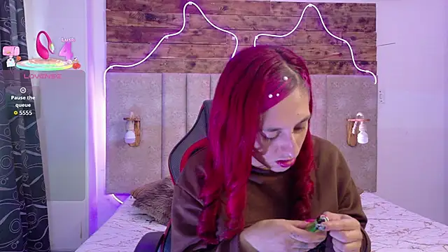 Snapshot of Alektra_bryce chatting on 10-22-25, 07:46 Alektra bryce online show from 10-22-25, 07:46