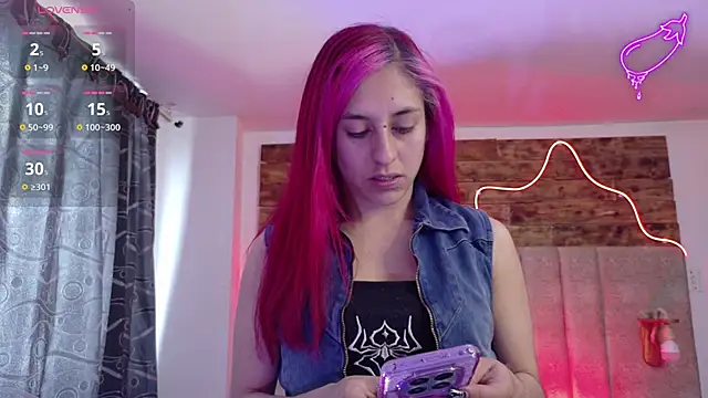 Snapshot of Alektra_bryce chatting on 10-30-25, 07:36 Alektra bryce online show from 10-30-25, 07:36