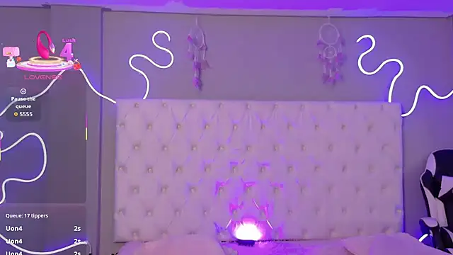 Snapshot of Alektra_bryce chatting on 11-21-25, 07:45 Alektra bryce online show from 11-21-25, 07:45