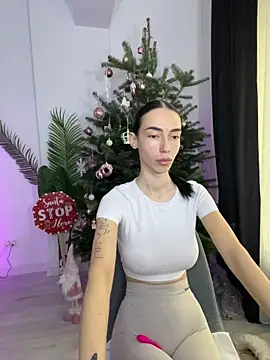 Snapshot of Celine_Roxelle chatting on 11-18-25, 11:58 Celine Roxelle online show from 11-18-25, 11:58