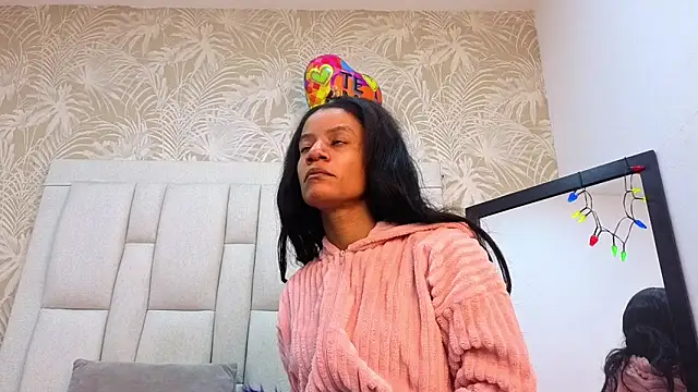 dafnnelewis online show from 02-03-26, 11:15