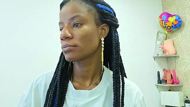 Snapshot of dafnnelewis chatting on 07-27-26, 11:06 dafnnelewis online show from 07-27-26, 11:06