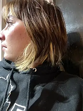 Maggie Geller online show from 03-08-25, 02:34