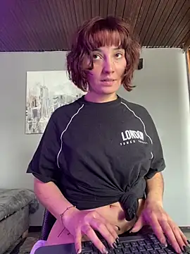 Maggie Geller online show from 03-12-25, 06:55