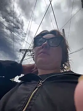 Maggie Geller online show from 03-30-26, 05:58