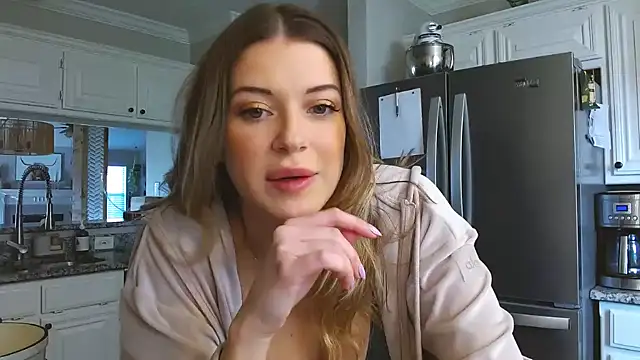 Snapshot of rileydepp chatting on 02-17-25, 10:36 rileydepp online show from 02-17-25, 10:36