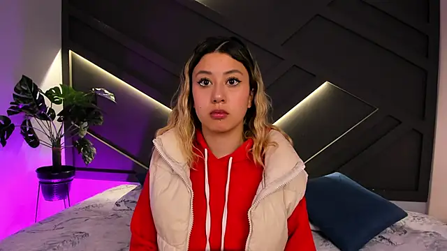 cloe palmer online show from 02-13-25, 07:31