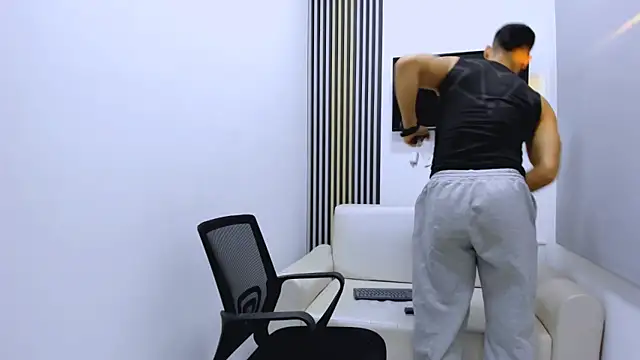 ANDRES STUD online show from 02-07-26, 05:11