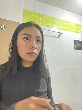 julieta fn online show from 04-23-26, 02:41